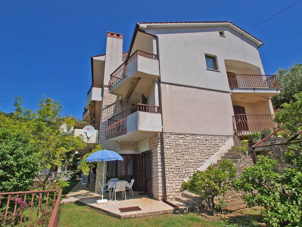 Apartments Jolanda 911 Рабац Екстериор снимка
