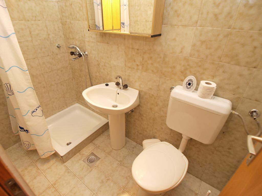 Apartments Jolanda 911 Рабац Екстериор снимка