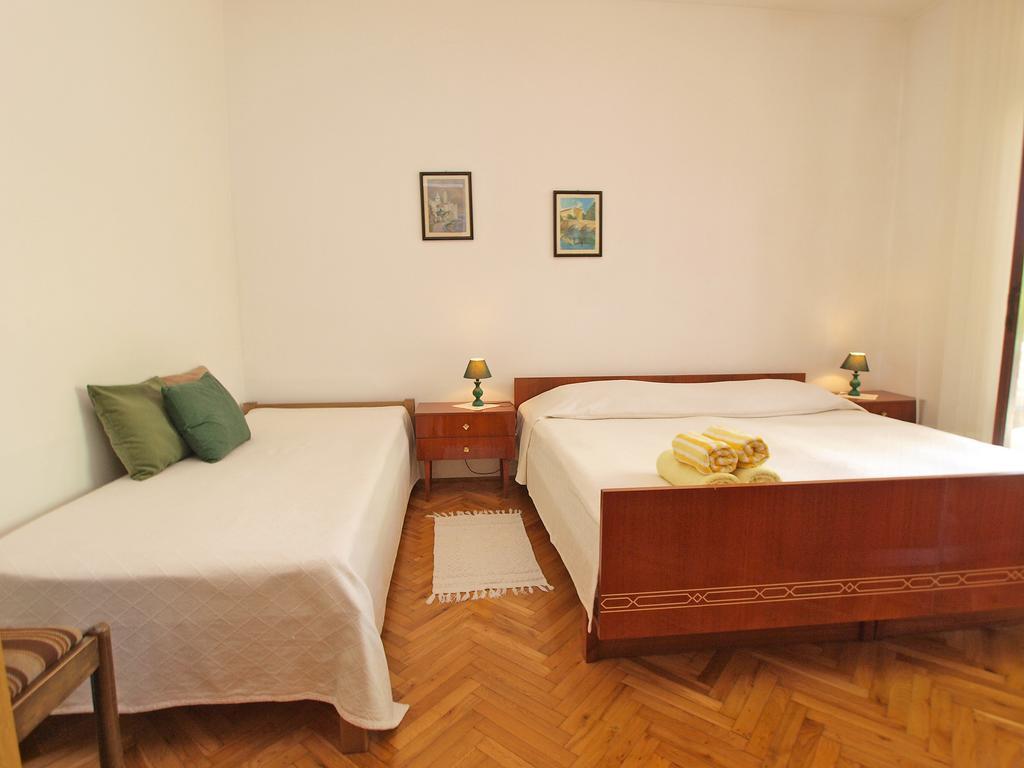 Apartments Jolanda 911 Рабац Екстериор снимка