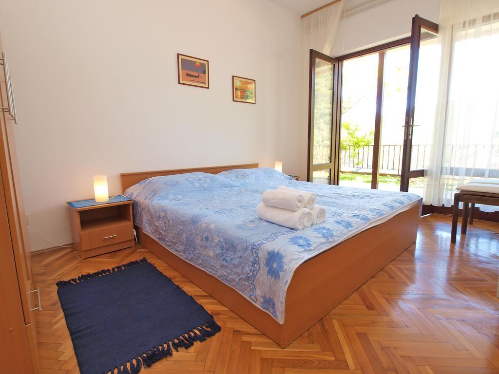Apartments Jolanda 911 Рабац Екстериор снимка