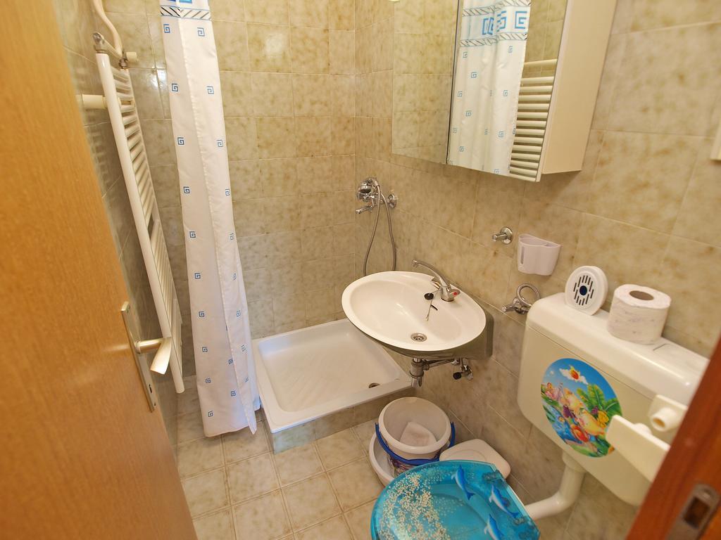 Apartments Jolanda 911 Рабац Екстериор снимка